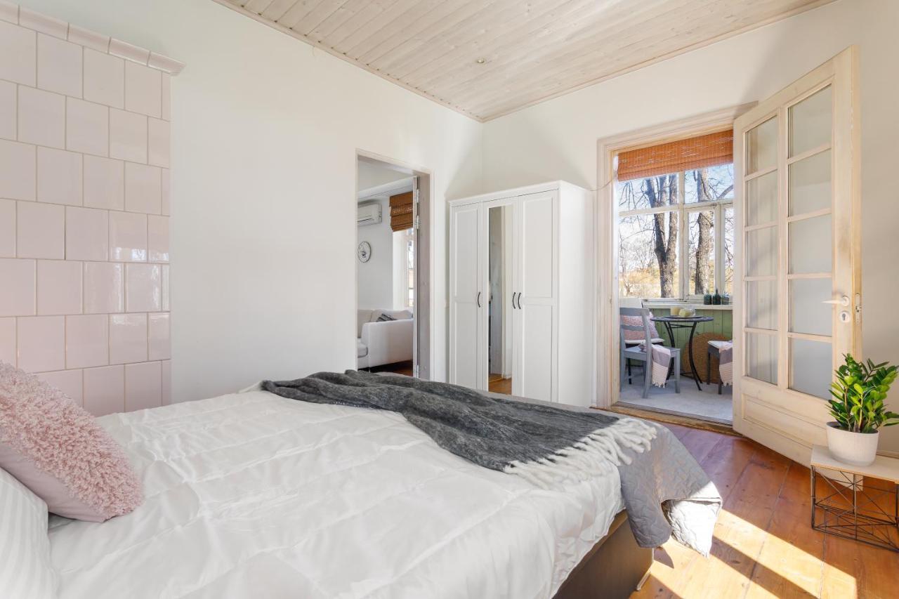 Harbour Apartment *